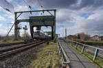 niedersachsen/732116/oldenburg-hunte-klappbruecke-mrce-x4e-85191-80-6193-851-3-d-dispovectron-ac Oldenburg-Hunte-Klappbrücke MRCE-X4E-851(91 80 6193 851-3 D-DISPO)(Vectron-AC Siemens2013FNr21827) +Güterzug.

2021-03-19 351ak Oldenburg-Hunte-Klappbrücke 