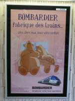  Bombardier, stellt Zge her, die leiser sind, fr Ihren Komfort .

ffentliche Werbung fr neue Eisenbahnfahrzeuge.
Bombardier wirbt (hier in Paris, aber auch in anderen Regionen Frankreichs) mit den komfortablen und modernen Triebzgen des Typs AGC.

Paris 2009


   