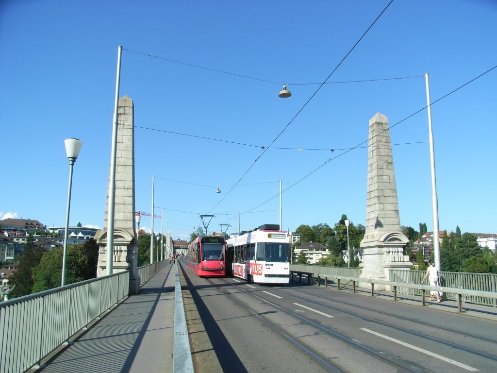 Bern Kornhausbrcke 
Tram 765 (Linie3-Saal) + Tram 734 (Linie3-Guisanplatz)