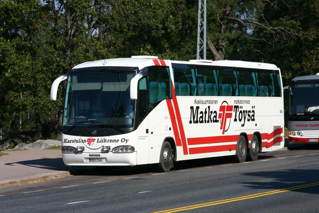 F�r eine Stadtrundfahrt charterten wir am 9.6.2007 in der finnischen
Hauptstadt Helsinki diesen modernen Scania Reisebus.