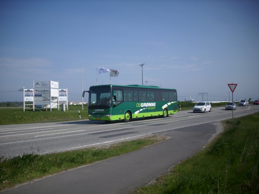Irisbus Crossway von De Gr�nne Busser aus D�nemark in Mukran.