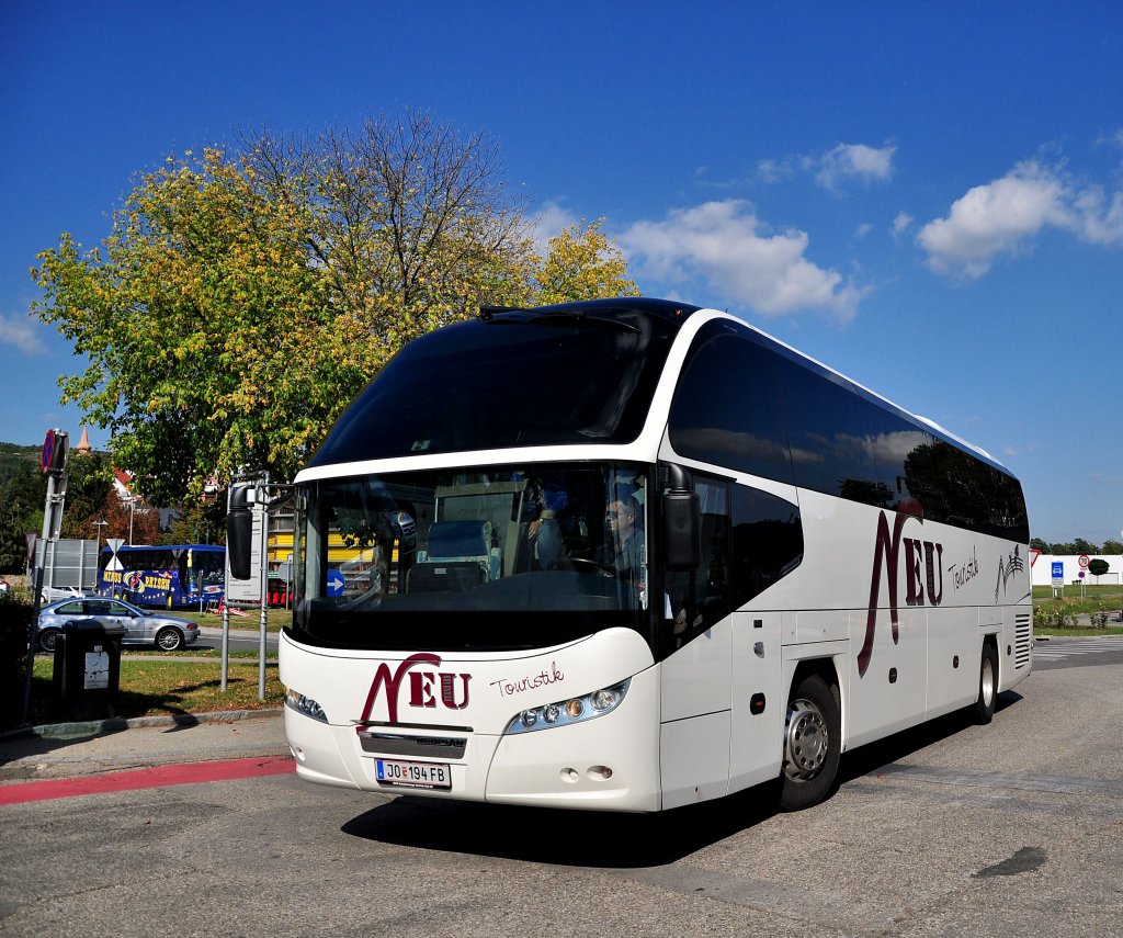 NEOPLAN CITYLINER von NEU Touristik aus �sterreich im Sept. 2012 in Krems.
