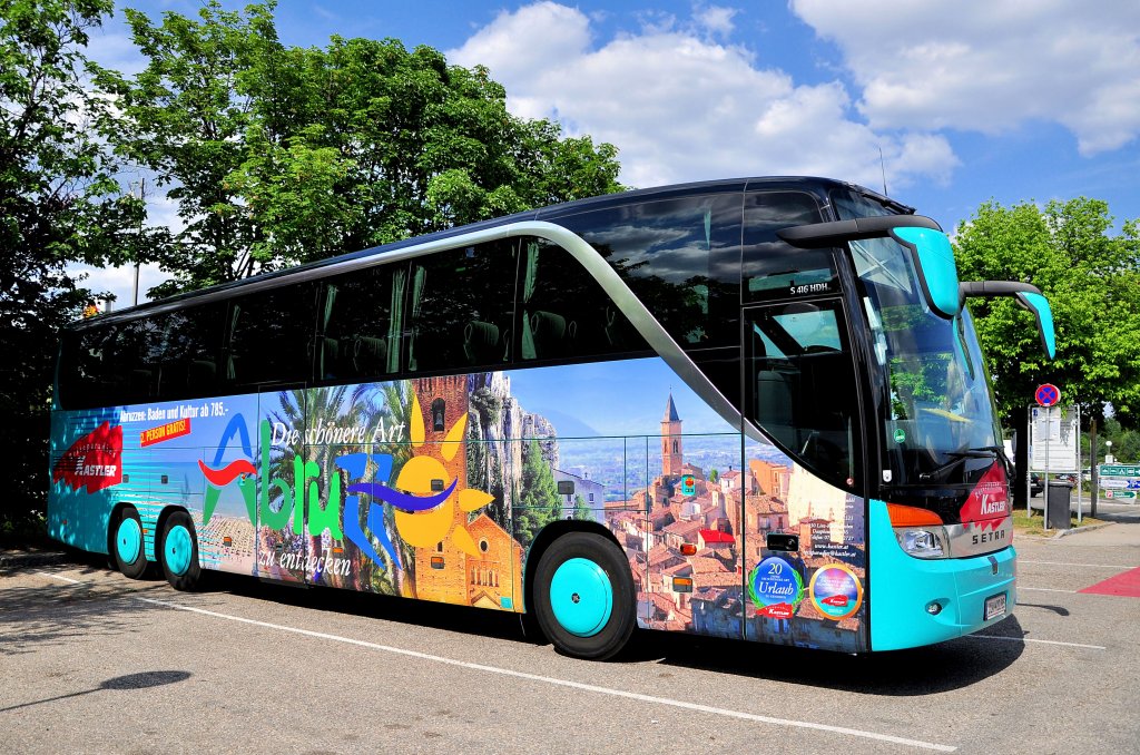 SETRA 416 HDH vom Reiseparadies KASTLER/Ottensheim/�sterreich.Bild vom Mai 2012.
www.kastler.at