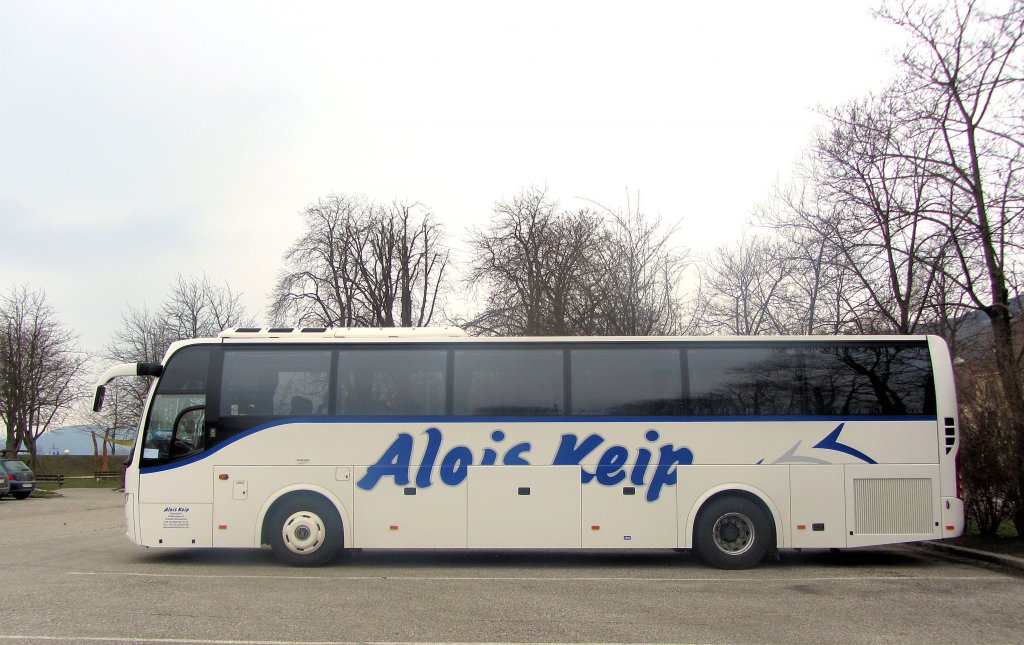 VOLVO 9700 von Alois KEIP Busreisen aus Nieder�sterreich im April 2013 in Krems an der Donau.