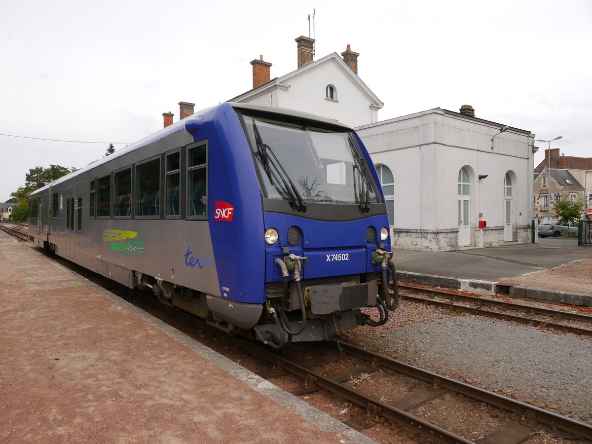 2014-09-17 610 Romorantin SNCF-X74502 TER61255=Romorantin1438-Valençay1525