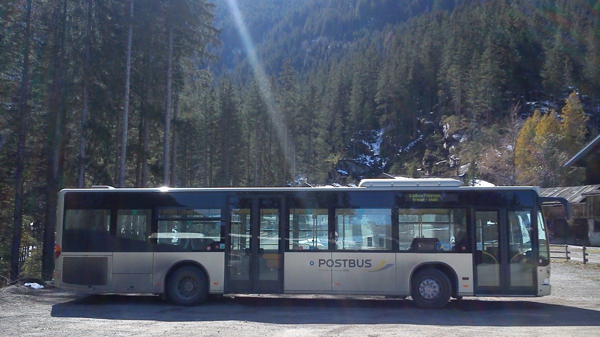 Ein Mercedes Citaro der �BB Postbus als Zillertal Arena Skibus. F�hrt kostenlos zwischen Hochkrimml (Filzstein) durch Krimml zum Wald im Pinzgau. Depot beim Krimmler Wasserf�lle
29/3/2014