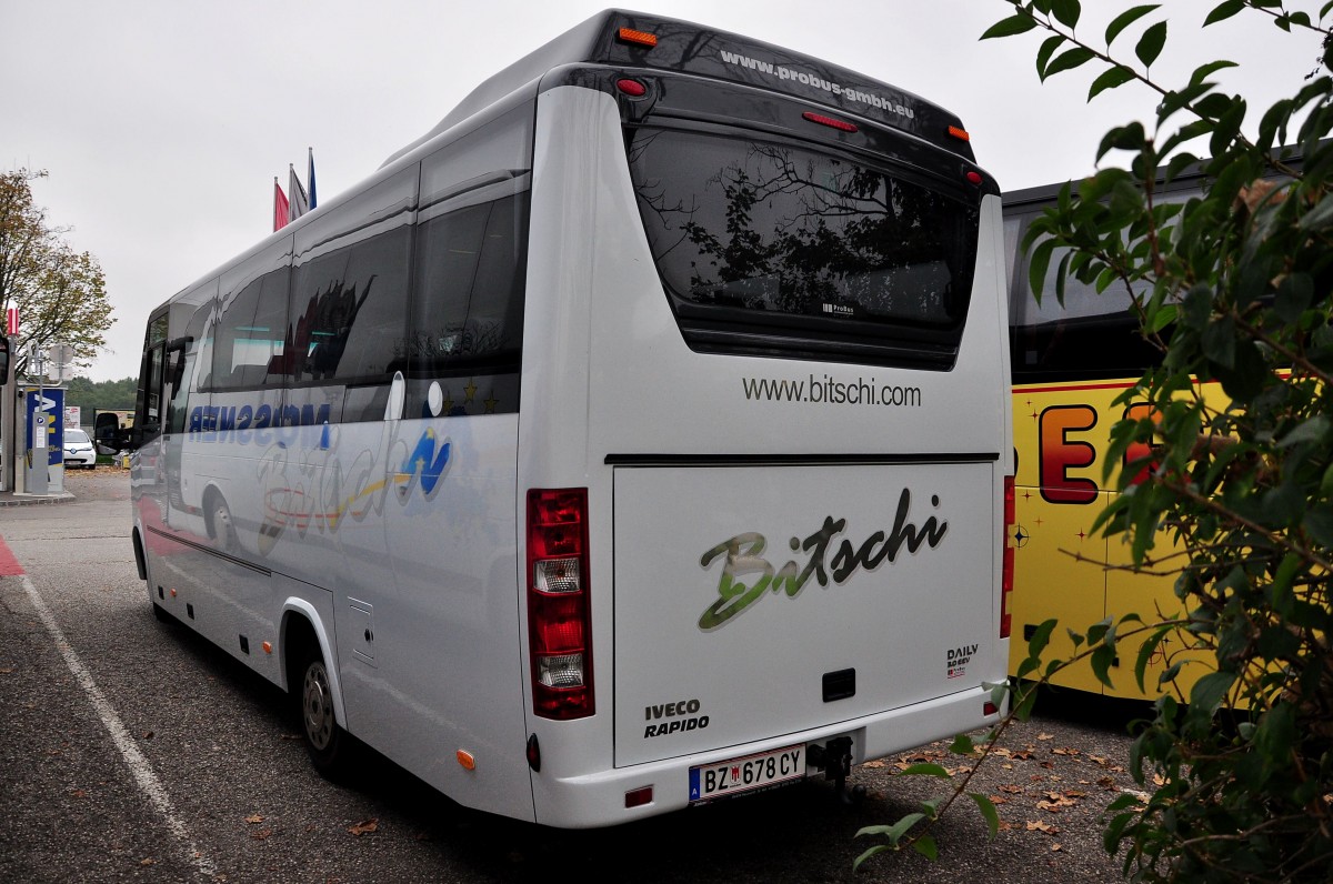 IVECO Rapido von Bitschi Reisen aus �sterreich am 11.Okt.2014 in Krems.