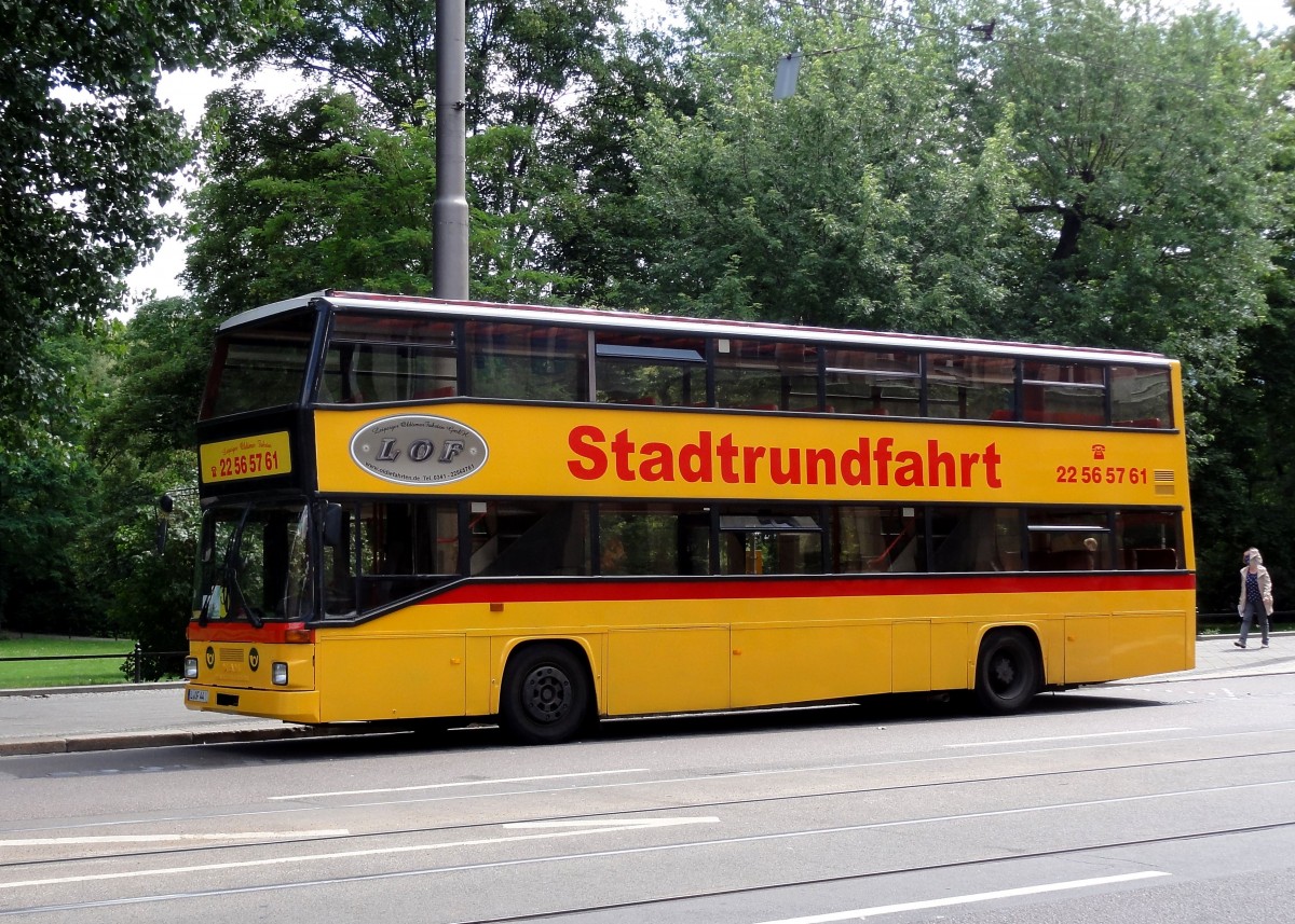 MAN Bus f�r die Stadtrundfahrten in Leipzig beim Hauptbahnhof am 29.Juli 2015 gesehen.