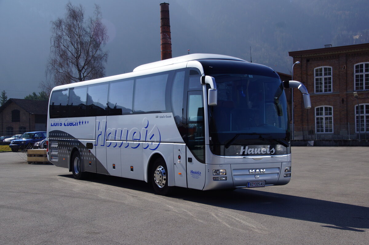 MAN Lion's Coach