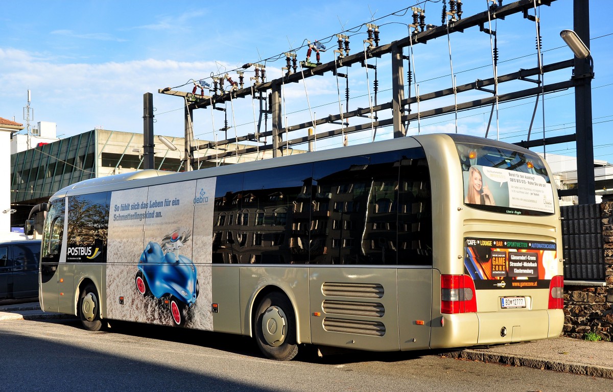 MAN Lions Regio,Postbus der �BB im Okt. 2013 im Busterminal Krems.