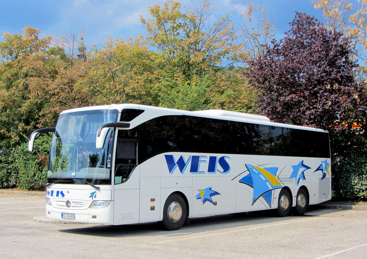 MERCEDES BENZ Tourismo vom Reiseb�ro WEIS aus Deutschland im August 2013 in Krems.
