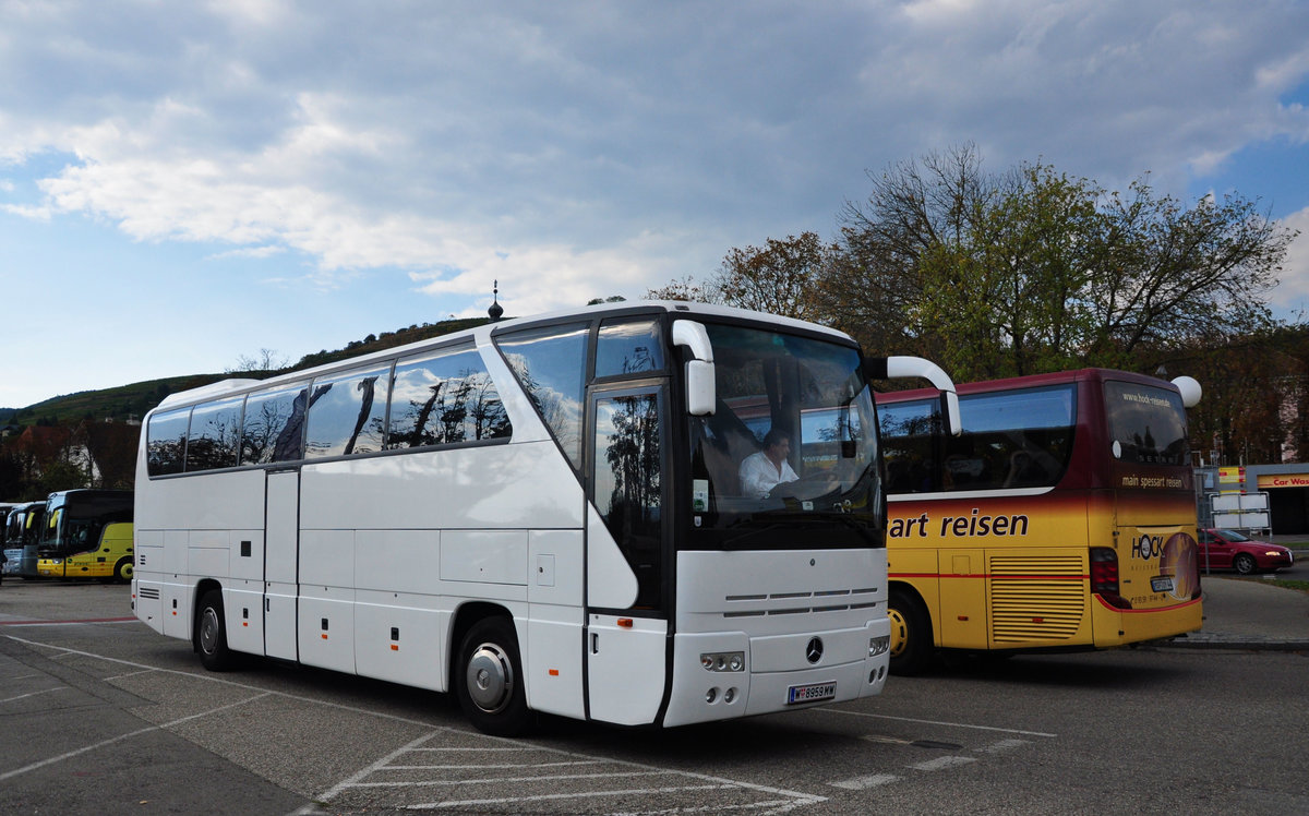 Mercedes Tourismo von H�ller Bus aus Wien in Krems.