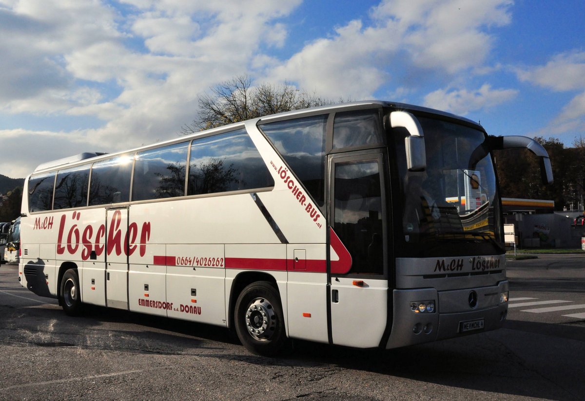 Mercedes Tourismo von L�scher Reisen aus �sterreich in Krems gesehen.