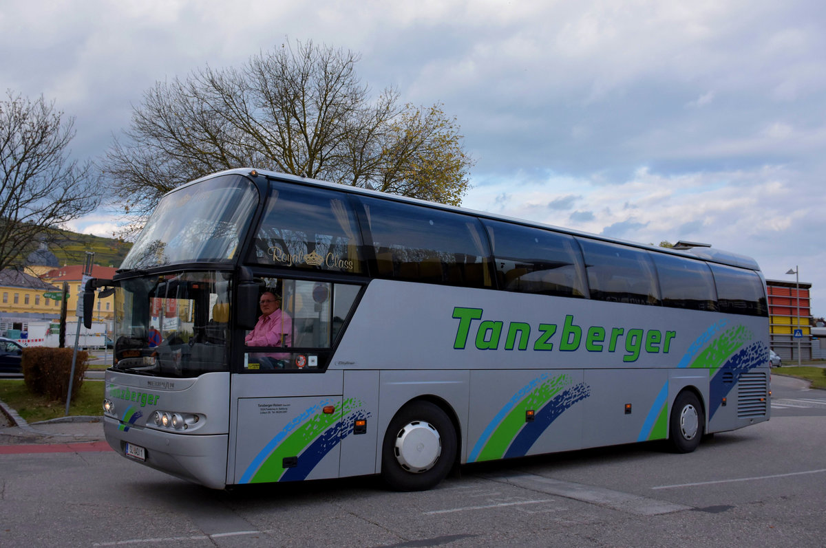 Neoplan Cityliner von Tanzberger Reisen aus �sterreich in Krems.