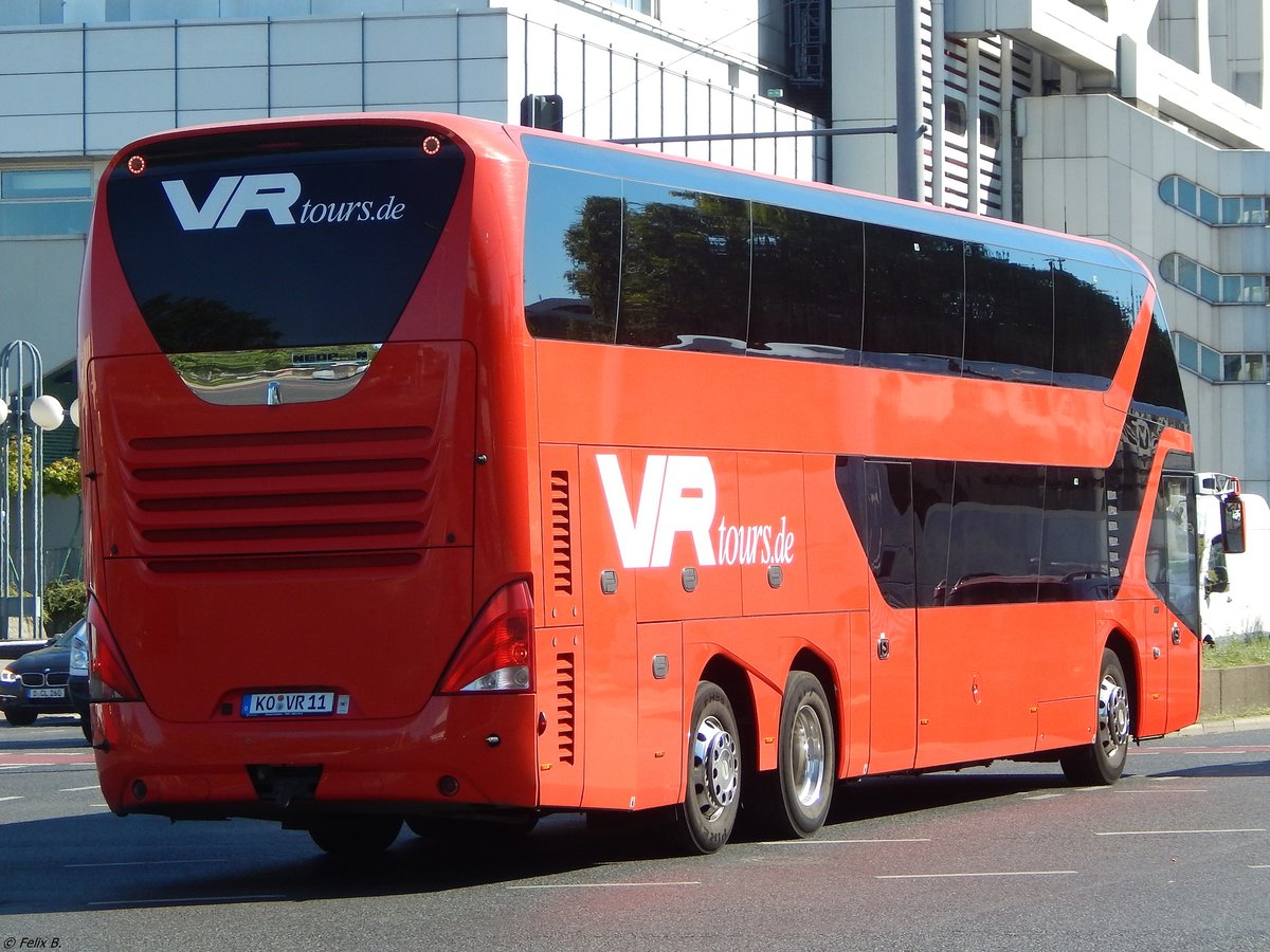 Neoplan Skyliner von Vestischer Reisedienst aus Deutschland in Berlin. 