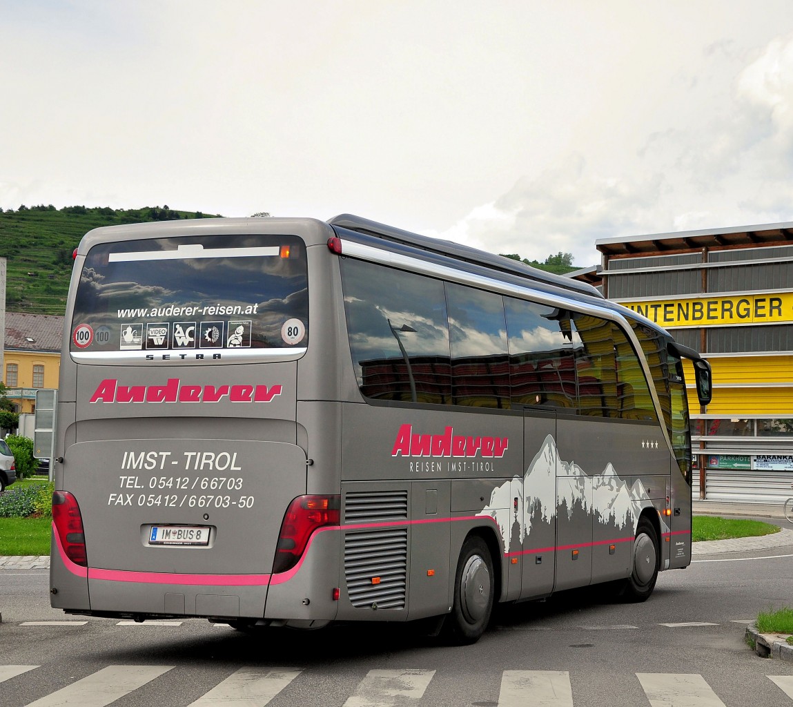 SETRA 411 HD von Busreisen ANDERER / �sterreich am 22.5.2013 in Krems an der Donau.