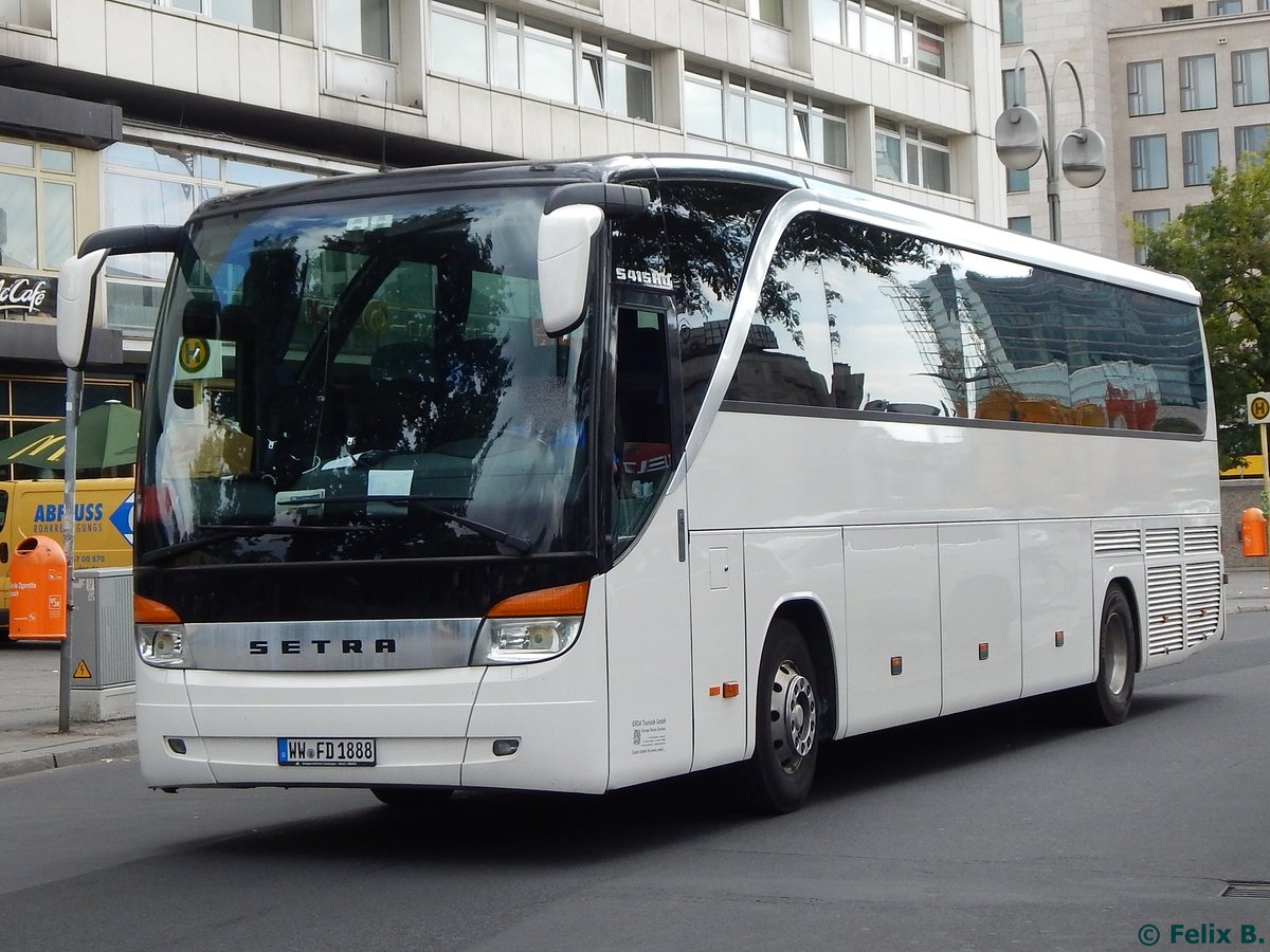 Setra 411 HD von Erda Touristik aus Deutschland in Berlin.