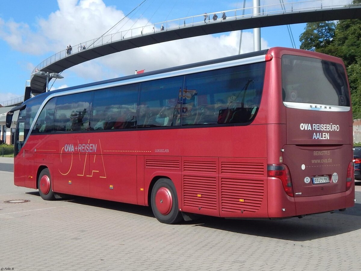 Setra 415 HD von OVA-Aalen aus Deutschland im Stadthafen Sassnitz.