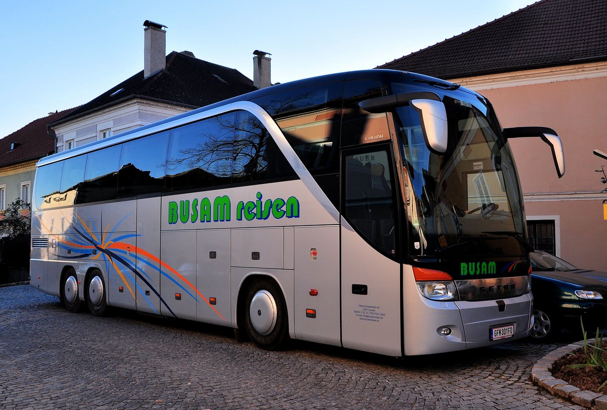 Setra 415 HDH von Busam Reisen aus �sterreich in Krems gesehen.