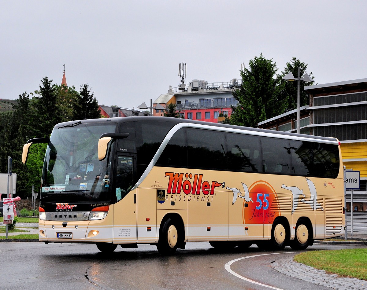 Setra 415 HDH vom Reisedienst M�ller aus Deutschland am 17.Mai 2014 in Krems.