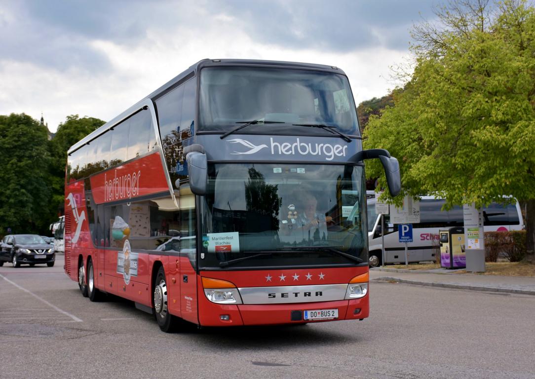 Setra 431 DT von Herburger Reisen aus �sterreich 2017 in Krems.