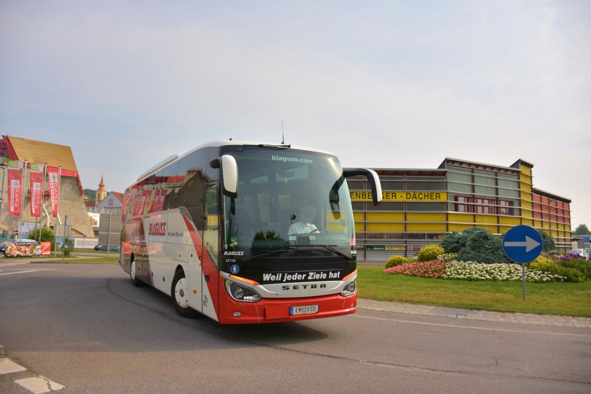 Setra 515 HD von Blaguss �sterreich im Mai 2017 in Krems.