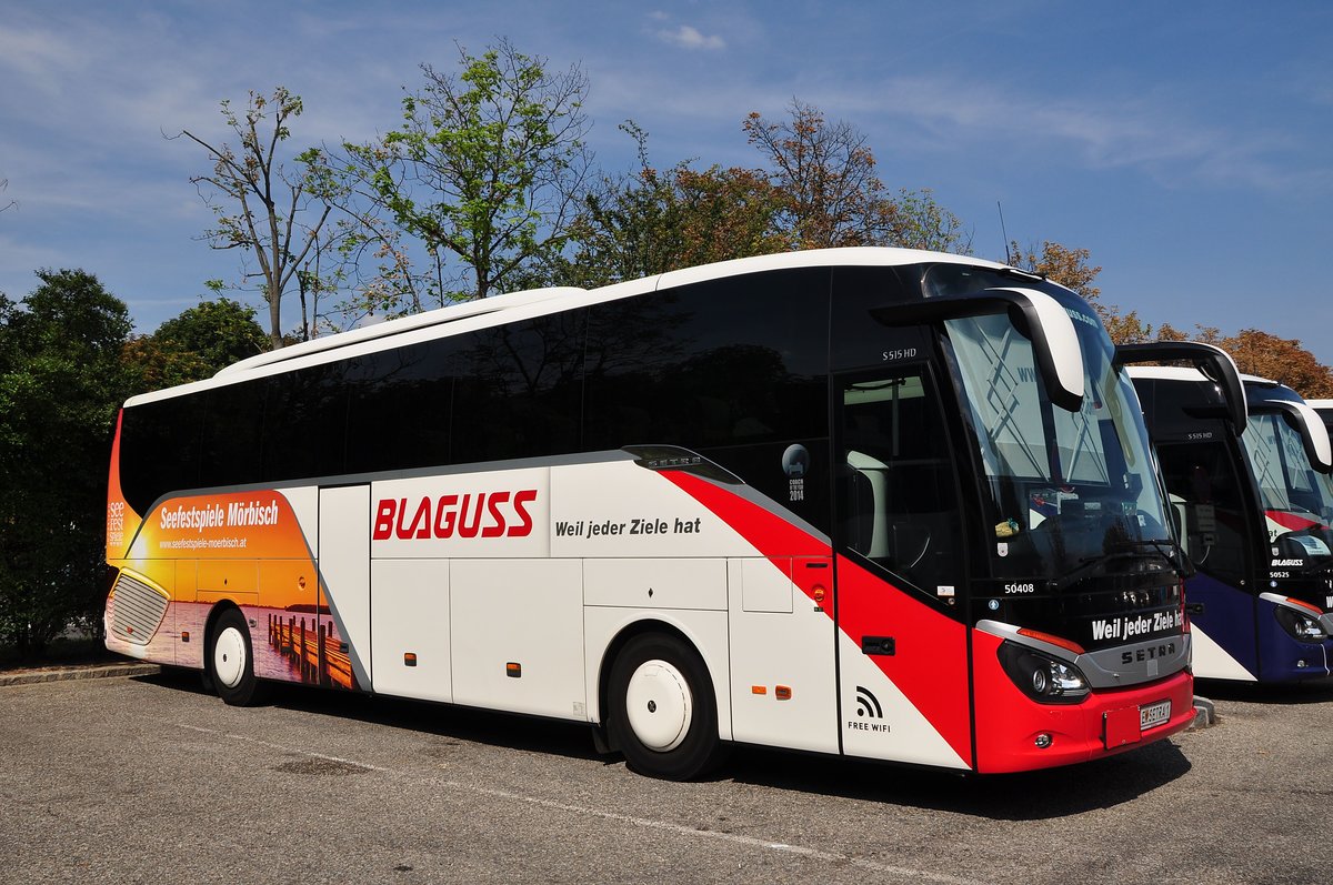Setra 515 HD von Blaguss Reisen aus �sterreich in Krems gesehen.