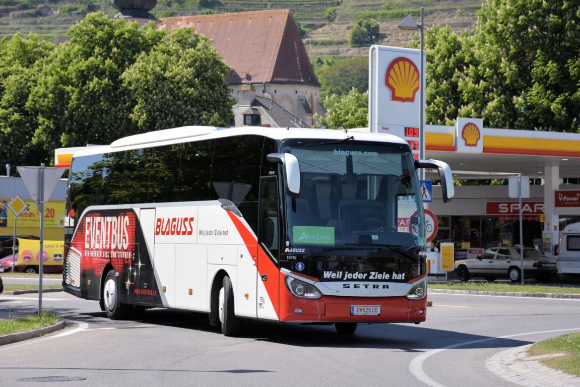Setra 515 HD von Blaguss Reisen aus �sterreich in Krems.