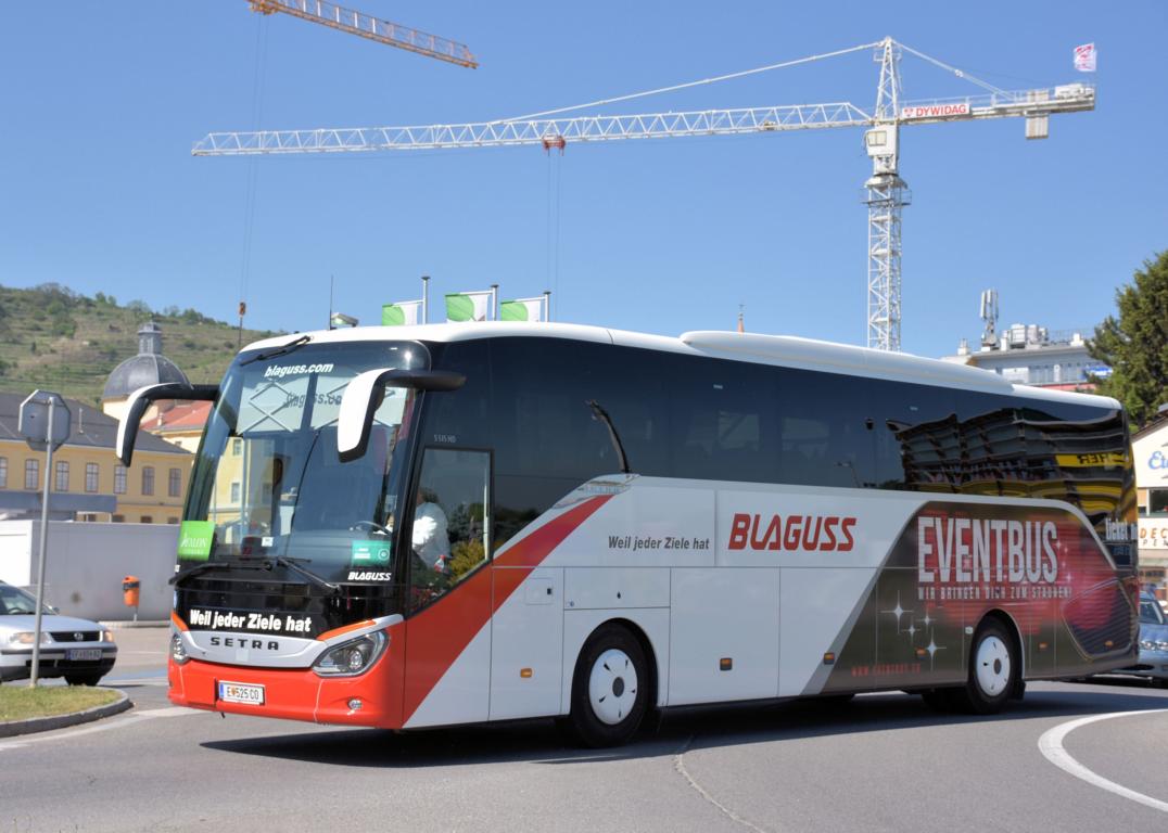 Setra 515 HD von Blaguss Reisen aus �sterreich in Krems.