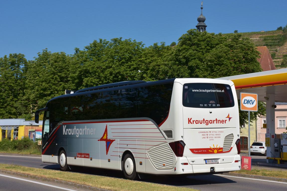 Setra 515 HD von Krautgartner Reisen aus �sterreich 06/2017 in Krems.