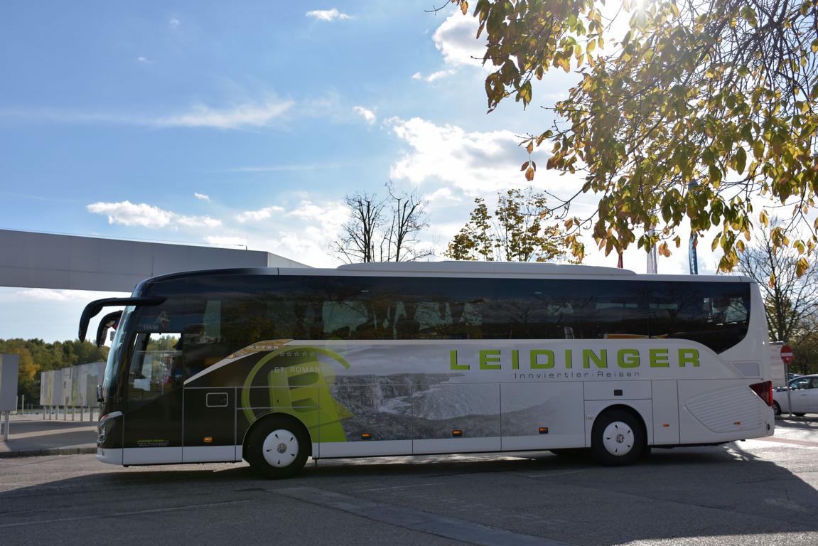 Setra 515 HD von Leidinger Reisen aus �sterreich 10/2017 in Krems.