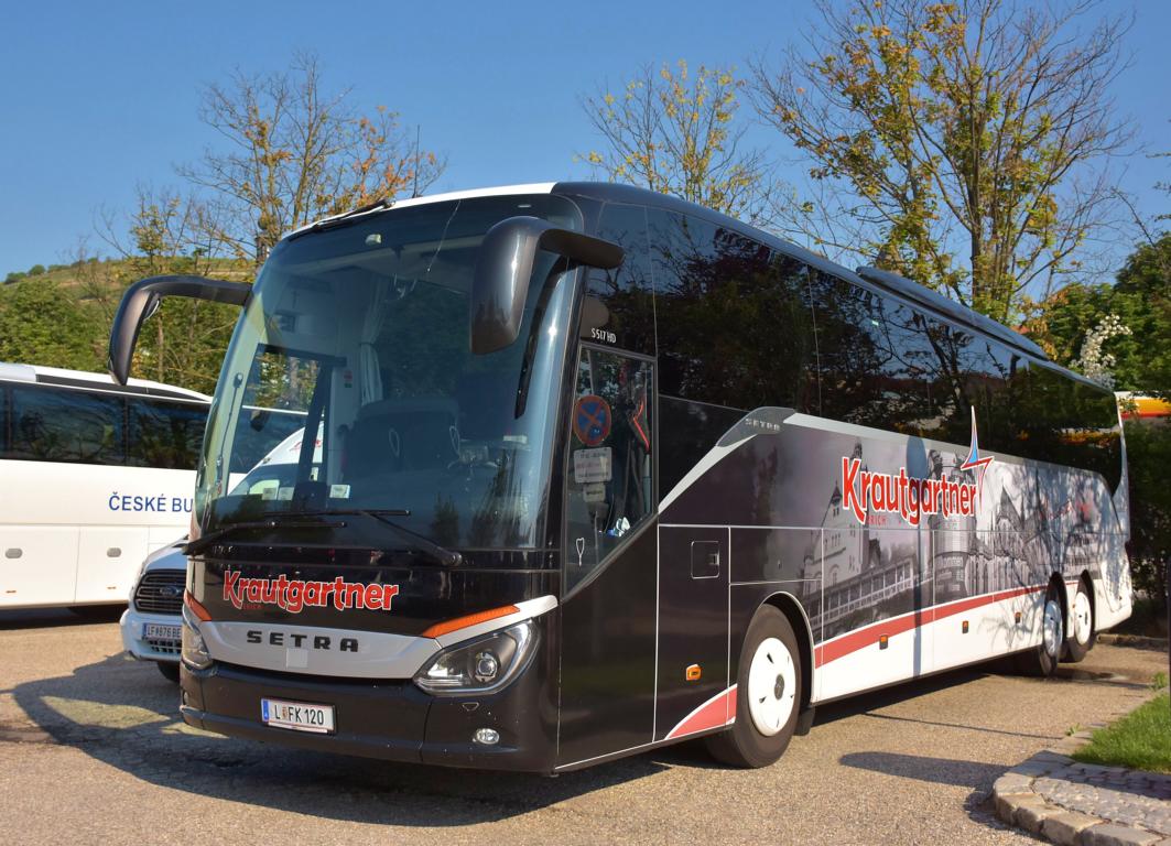 Setra 517 HD von Krautgartner Reisen aus �sterreich 2018 in Krems.