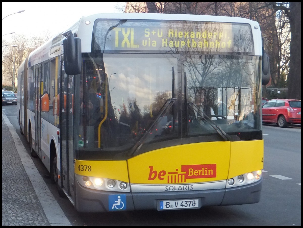 Solaris Urbino 18 der BVG in Berlin.