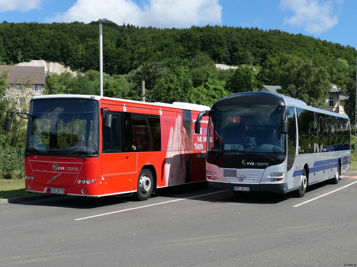 Volvo 8700 und MAN Lion's Regio der VVR in Sassnitz.