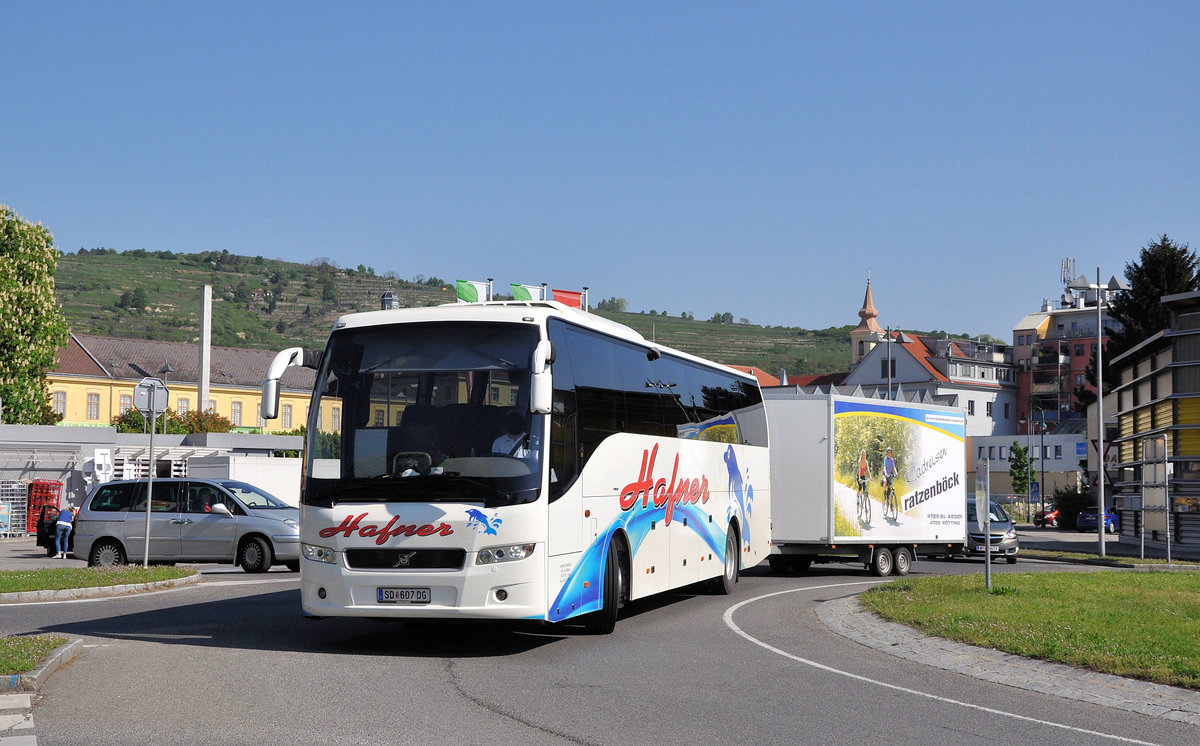 Volvo 9700 von Hafner Reisen aus �sterreich in Krems unterwegs.