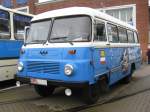 Omnibus ROBUR LO 3001 des Shanty-Cor  Luv & Lee  aus dem Landkreis Bad Doberan (DBR) anl��lich 130 Jahre Strba in Rostock [27.08.2011]  
