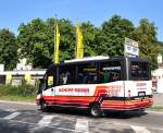 Kleinbus Mercedes Benz von SCHIPP Busreisen aus Nieder�sterreich am 30.8.2013 in Krems an der Donau unterwegs.