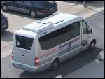 Mercedes Sprinter von BoyTours aus Deutschland im Stadthafen Sassnitz.