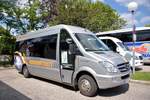 Mercedes Sprinter von Hebenstreit Reisen aus Nieder�sterreich in Krems.