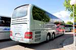 MAN Lions Coach von H�ssinger Reisen aus �sterreich in Krems gesehen.