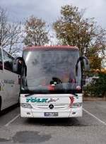Frontansicht des MERCEDES BENZ TOURISMO von T�LK Reisen / BRD im September 2013 in Krems.
