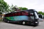 Mercedes Tourismo von K�fer Reisen aus der Schweiz am 19.5.2015 in Krems.