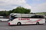 Mercedes Tourismo von der Bustouristik LAISTER aus Nieder�setrreich im Mai 2015 in Krems unterwegs.