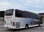 Mercedes Tourismo von Krautgartner Reisen aus �sterreich in Krems gesehen.