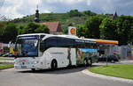 Mercedes Tourismo von Partsch Busreisen aus Nieder�sterreich in Krems gesehen.