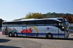 Mercedes Tourismo von SAB Tours aus �sterreich in Krems gesehen.