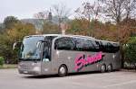 Mercedes Benz Travego von Schmidt Reisen aus der BRD am 4.10.2014 in Krems.
