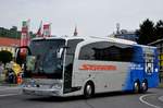 Mercedes Travego vom Reiseb�ro SCHWAB aus �sterreich in Krems unterwegs.