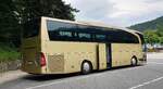 MB Tourismo des Busunternehmens HOLLINGER steht auf dem Parkplatz K�nigssee