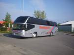 Neoplan Cityliner von Benninghoff aus Deutschland in Sassnitz im Gewerbegebiet.